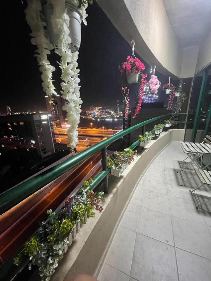 Dxb Backpackers Executive Hostel ดูไบ ภายนอก รูปภาพ