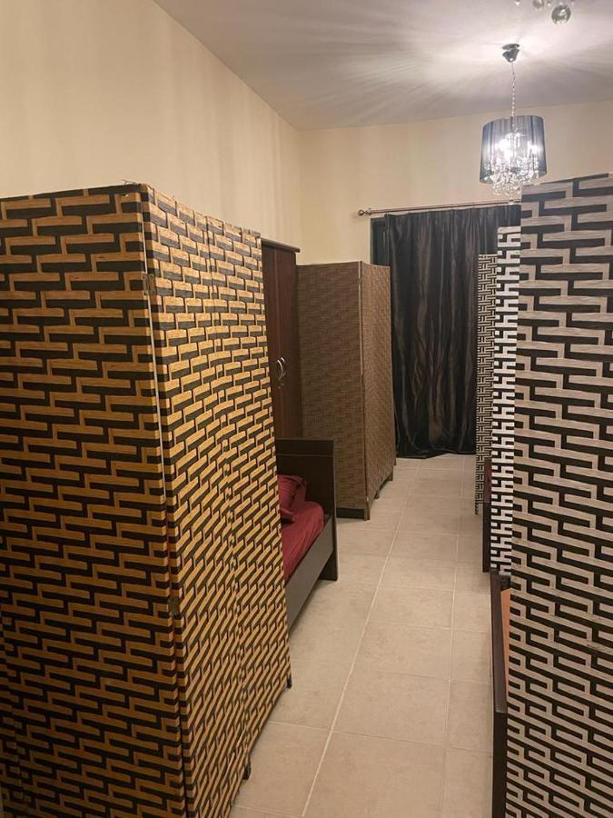 Dxb Backpackers Executive Hostel ดูไบ ภายนอก รูปภาพ